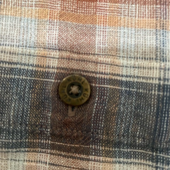 KUHL cotton-linen blend button-down short sleeve shirt. - Picture 8 of 15